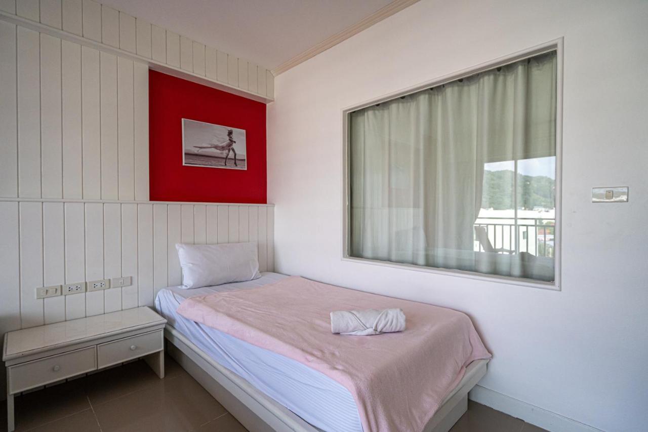 מלון Santi White House Patong מראה חיצוני תמונה